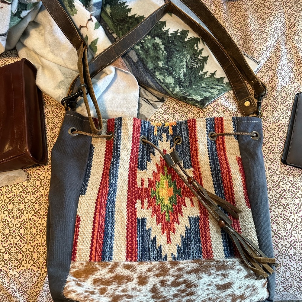 Myra handbag